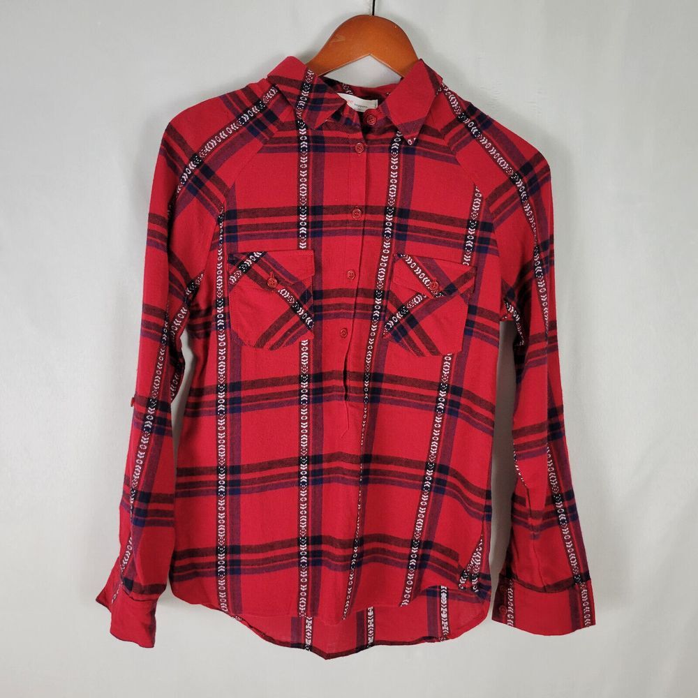 Love Tree Shirt Womens Small Red Popover Top Plaid Long Roll Tab Sleeve Pockets